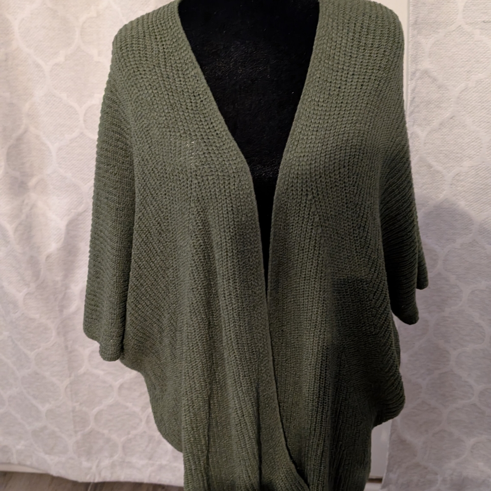 Time and Tru Olive Green Knit Poncho